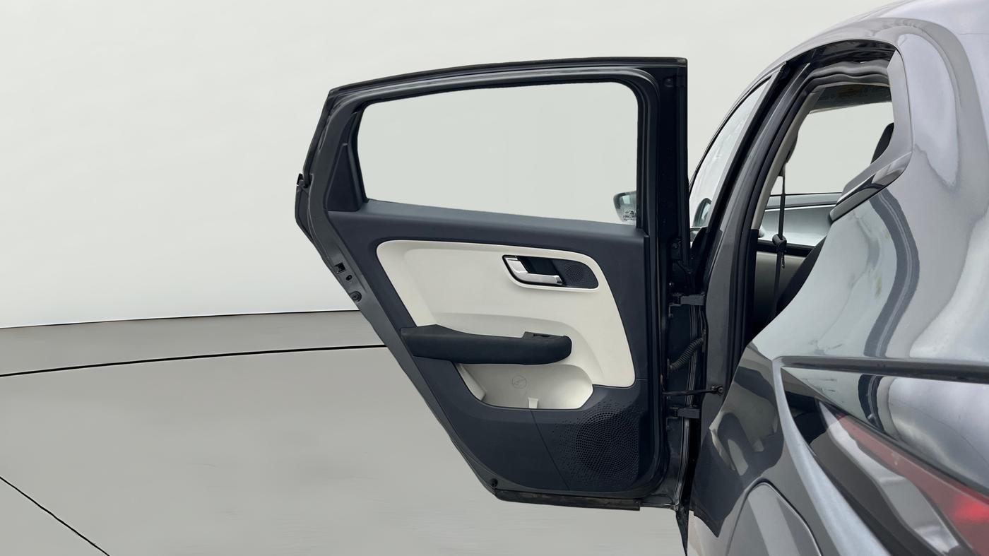 2021 Tata ALTROZ XZ PLUS PETROL, Petrol, Manual, 77,847 km, LHS Rear Door