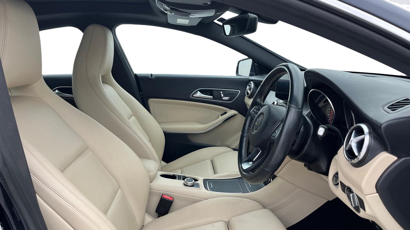 2018 Mercedes Benz CLA Class 200 CDI Sport, Diesel, Automatic, 37,148 km, Right Side Front Door Cabin