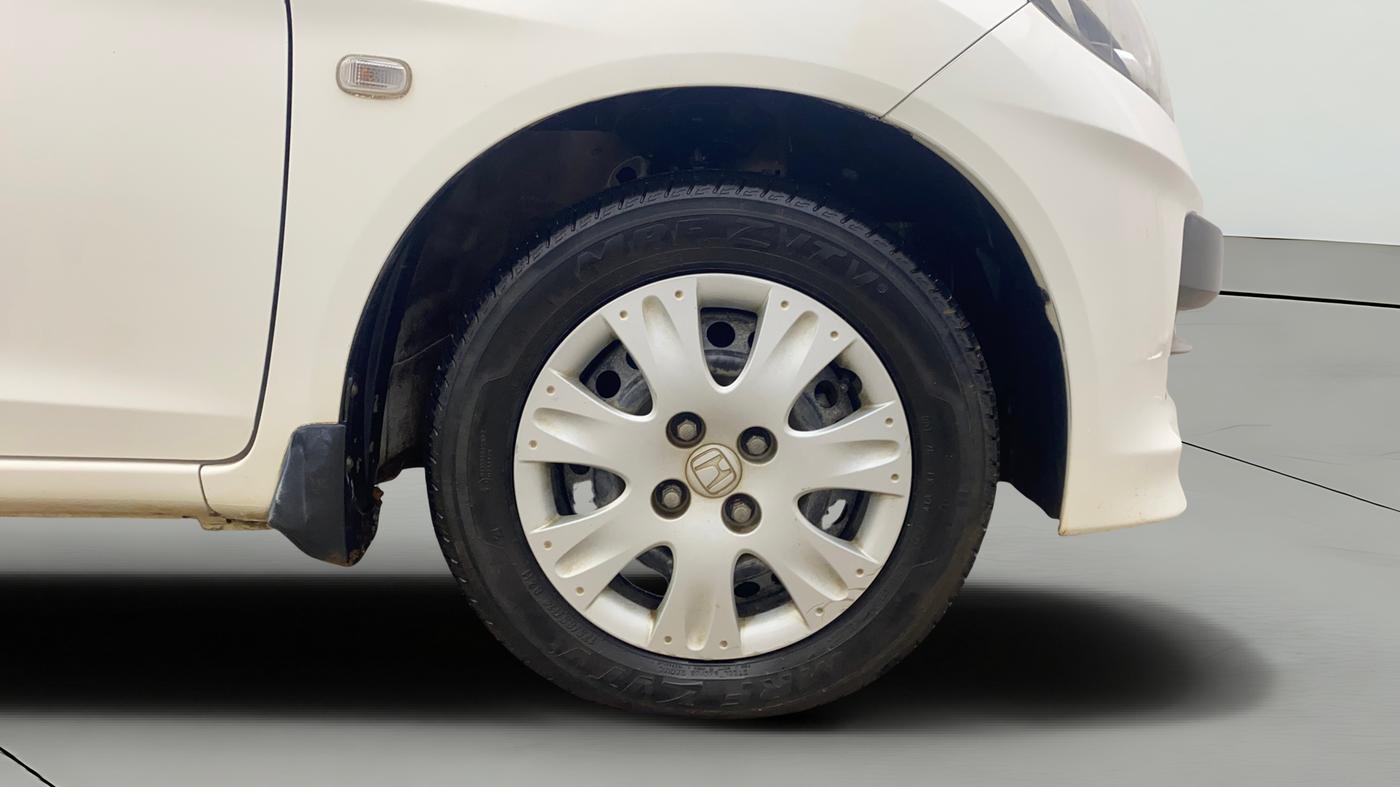 2014 Honda Brio S MT, Petrol, Manual, 56,061 km, Right Front Wheel