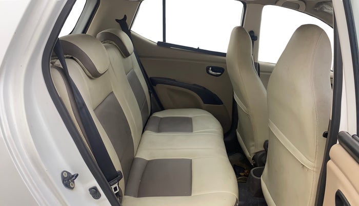 2013 Hyundai i10 ASTA 1.2, Petrol, Manual, 46,832 km, Right Side Rear Door Cabin