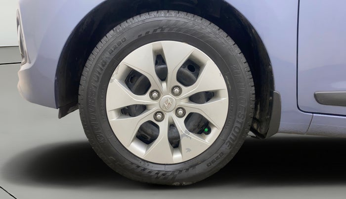 2016 Hyundai Xcent S 1.2, Petrol, Manual, 77,541 km, Left Front Wheel