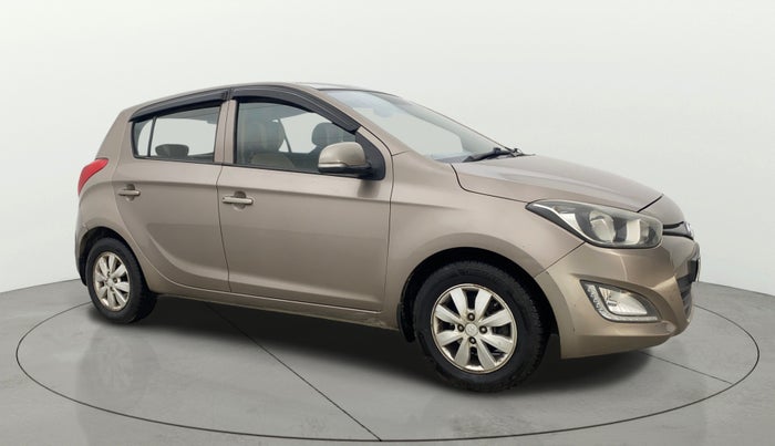 2013 Hyundai i20 SPORTZ 1.4 CRDI, Diesel, Manual, 1,48,956 km, Right Front Diagonal