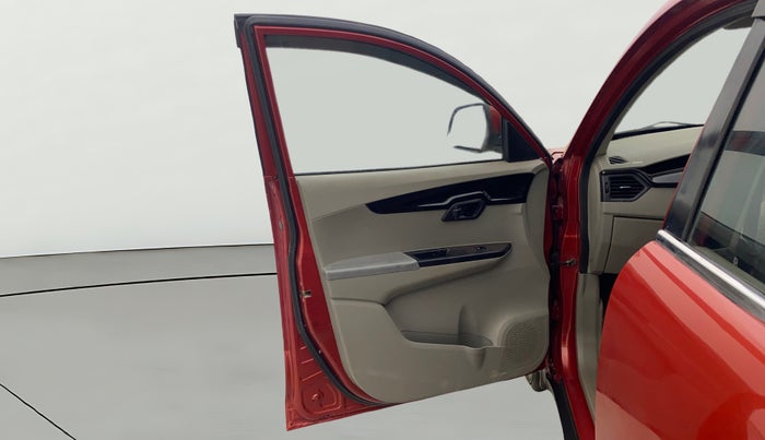 2016 Mahindra Kuv100 K6 PLUS D 5 STR, Diesel, Manual, 1,06,256 km, LHS Front Door