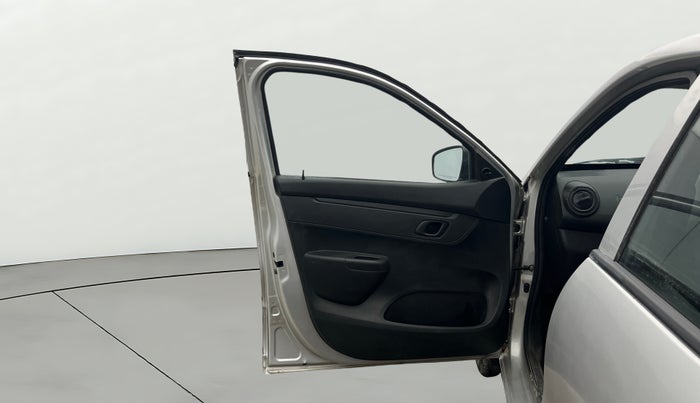 2021 Renault Kwid RXL, Petrol, Manual, 66,912 km, LHS Front Door