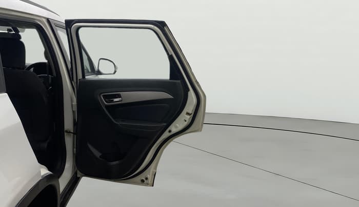 2016 Maruti Vitara Brezza ZDI PLUS, Diesel, Manual, 1,35,208 km, RHS Rear Door