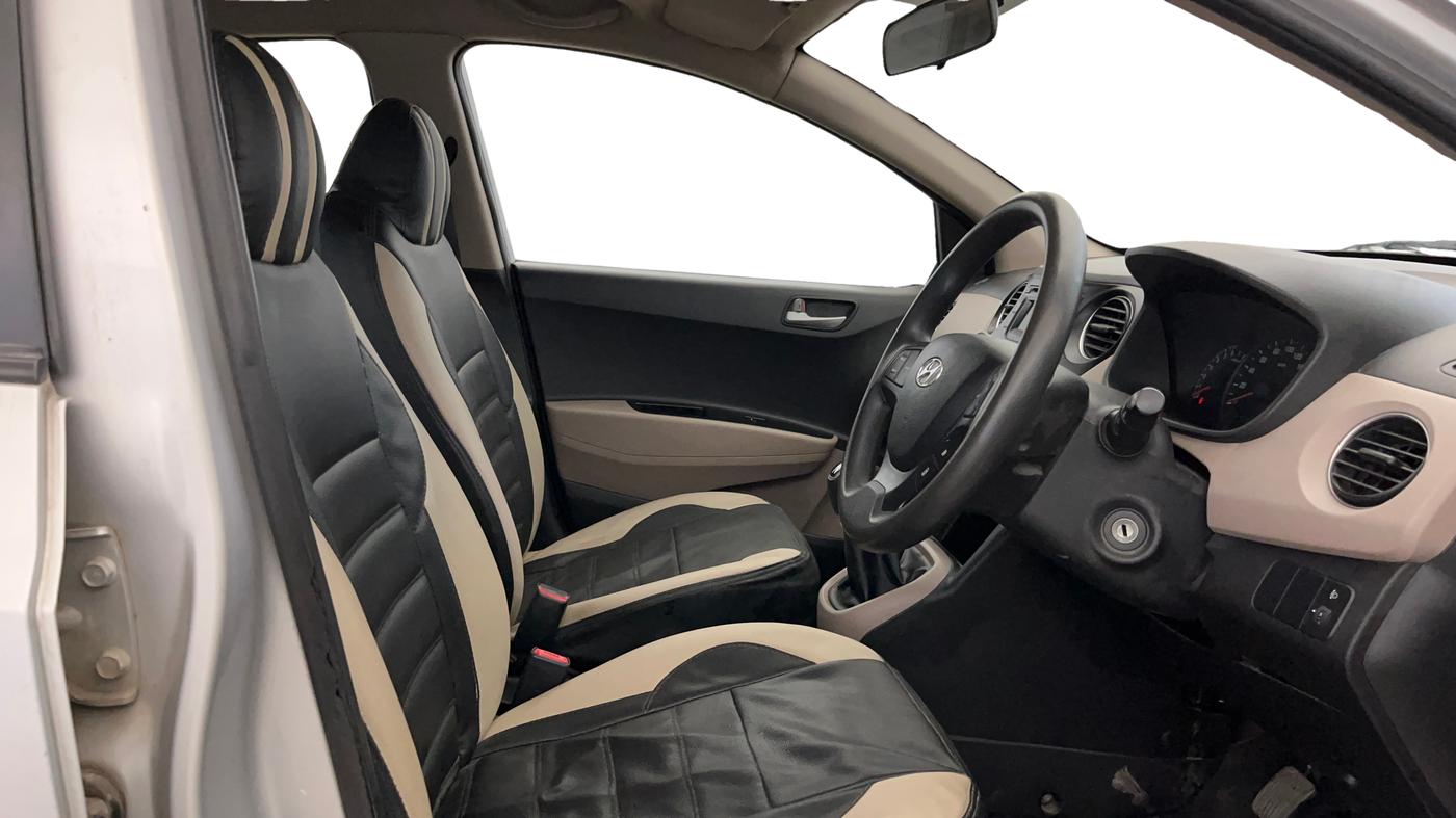 2014 Hyundai Xcent S 1.2, Petrol, Manual, 39,303 km, Right Side Front Door Cabin