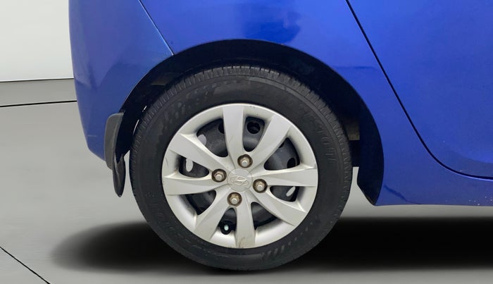 2012 Hyundai Eon MAGNA +, Petrol, Manual, 62,833 km, Right Rear Wheel