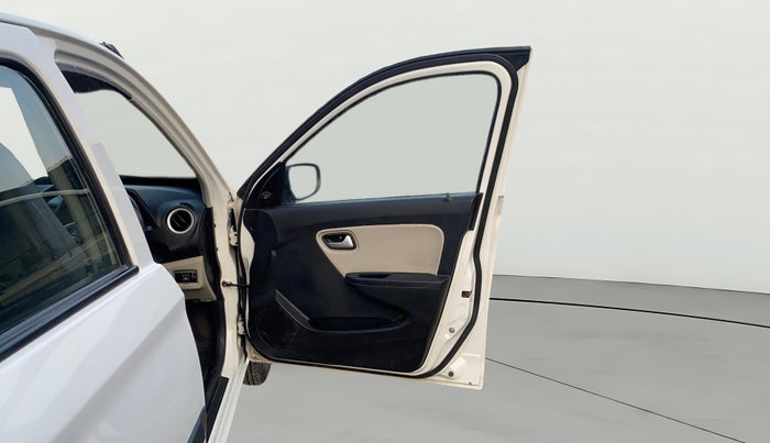 2020 Maruti Alto VXI, CNG, Manual, 65,761 km, RHS Front Door