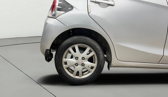 2014 Honda Brio VX AT, Petrol, Automatic, 87,010 km, Right Rear Wheel