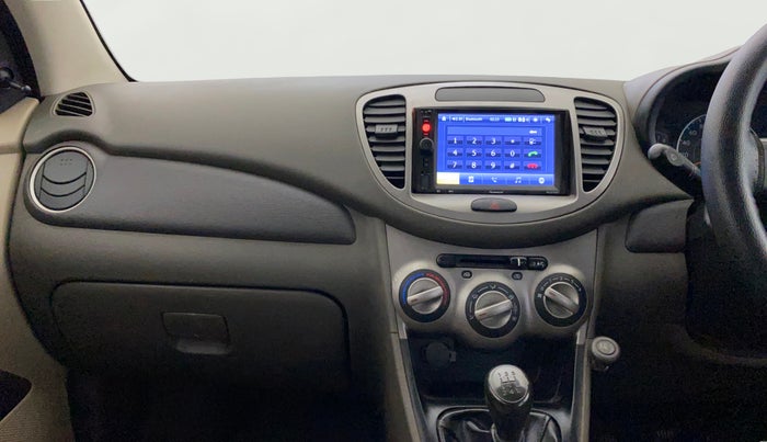 2015 Hyundai i10 MAGNA 1.1, Petrol, Manual, 64,473 km, Air Conditioner