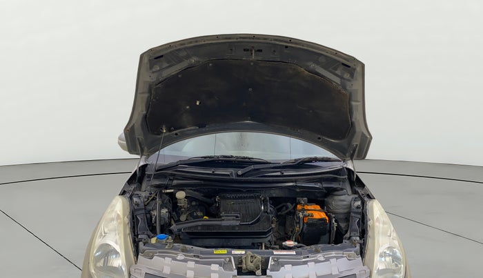 2016 Maruti Swift VXI, Petrol, Manual, 99,872 km, Open Bonet