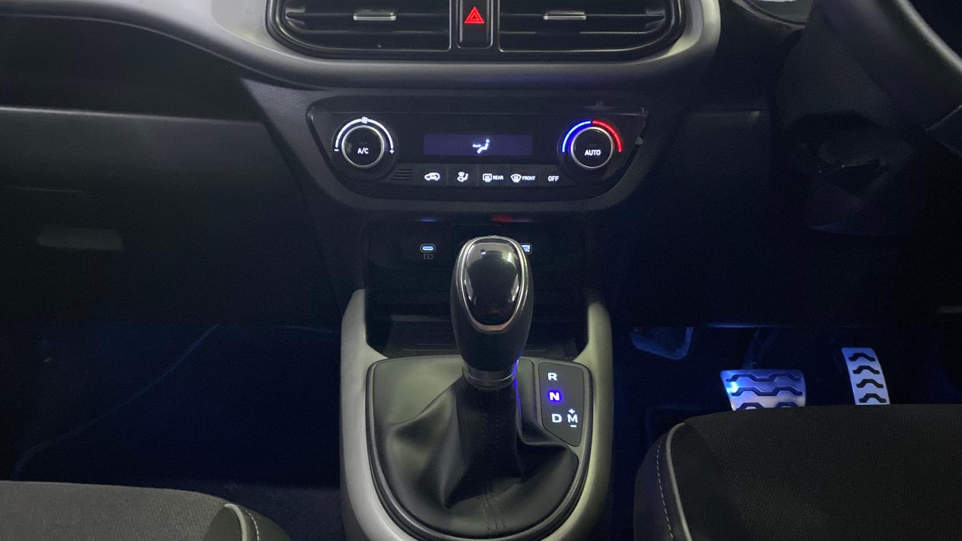 2025 Hyundai EXTER SX(O) CONNECT 1.2 AMT, Petrol, Automatic, 8,069 km, Air Conditioner