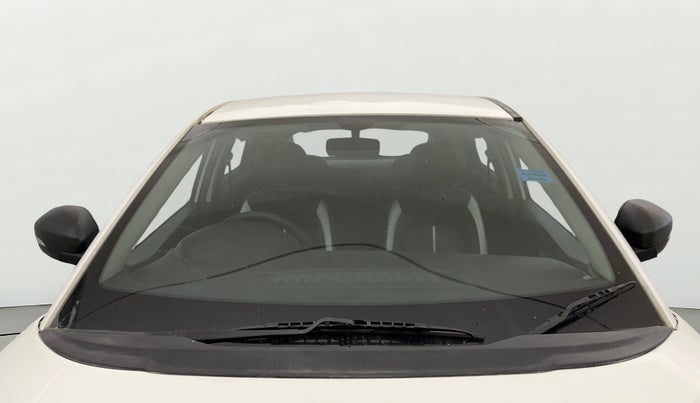 2018 Tata NEXON XM PETROL, Petrol, Manual, 70,106 km, Front Windshield