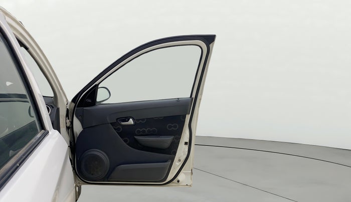 2015 Maruti Alto 800 LXI, Petrol, Manual, 88,600 km, RHS Front Door