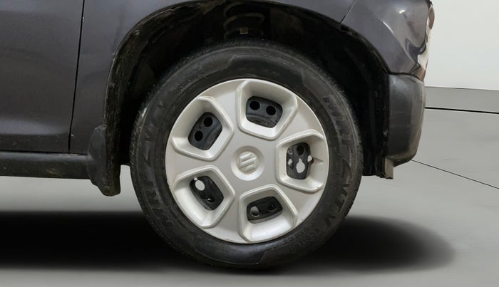 2020 Maruti S PRESSO VXI, Petrol, Manual, 31,905 km, Right Front Wheel