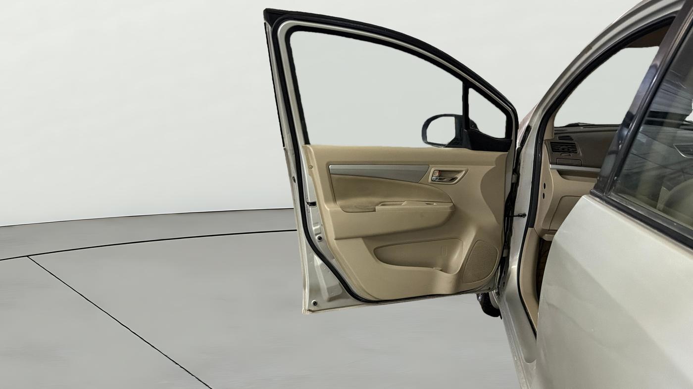 2018 Maruti Ertiga VXI, Petrol, Manual, 91,882 km, LHS Front Door