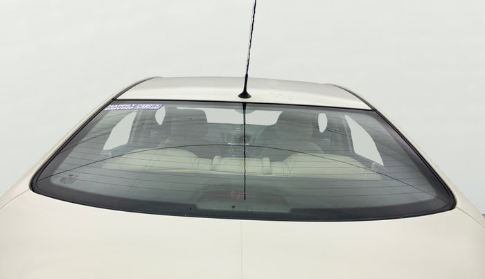 2014 Hyundai Verna FLUIDIC 1.6 VTVT EX, Petrol, Manual, 1,05,898 km, Rear Windshield