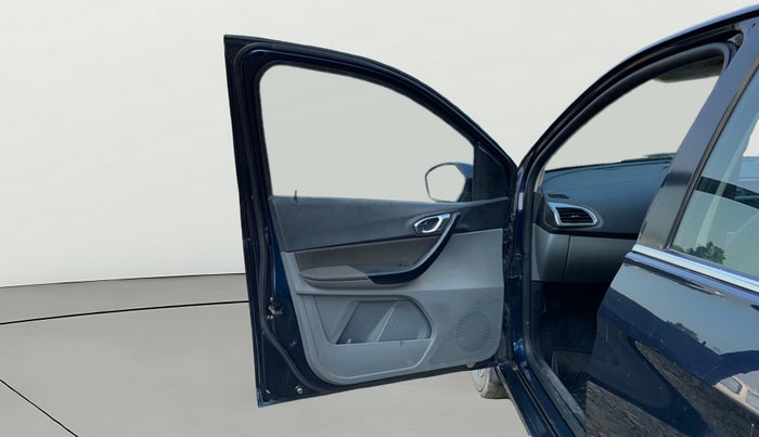 2019 Tata TIGOR XZ PLUS PETROL, CNG, Manual, 1,40,384 km, LHS Front Door