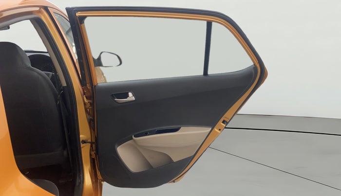 2015 Hyundai Grand i10 ASTA AT 1.2 KAPPA VTVT, Petrol, Automatic, 77,552 km, RHS Rear Door