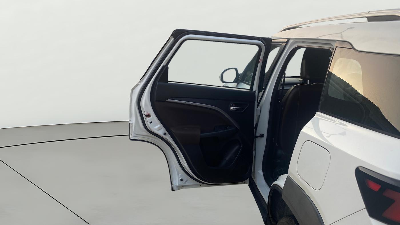 2022 Maruti BREZZA ZXI SMART HYBRID , Petrol, Manual, 1,38,156 km, LHS Rear Door