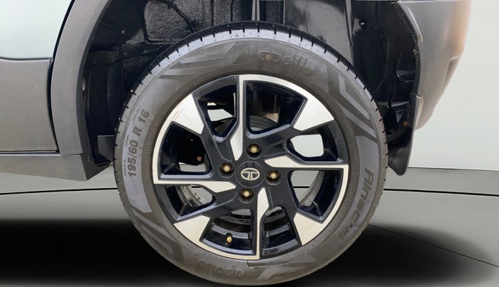 2022 Tata PUNCH ACCOMPLISHED MT, Petrol, Manual, 71,568 km, Left Rear Wheel