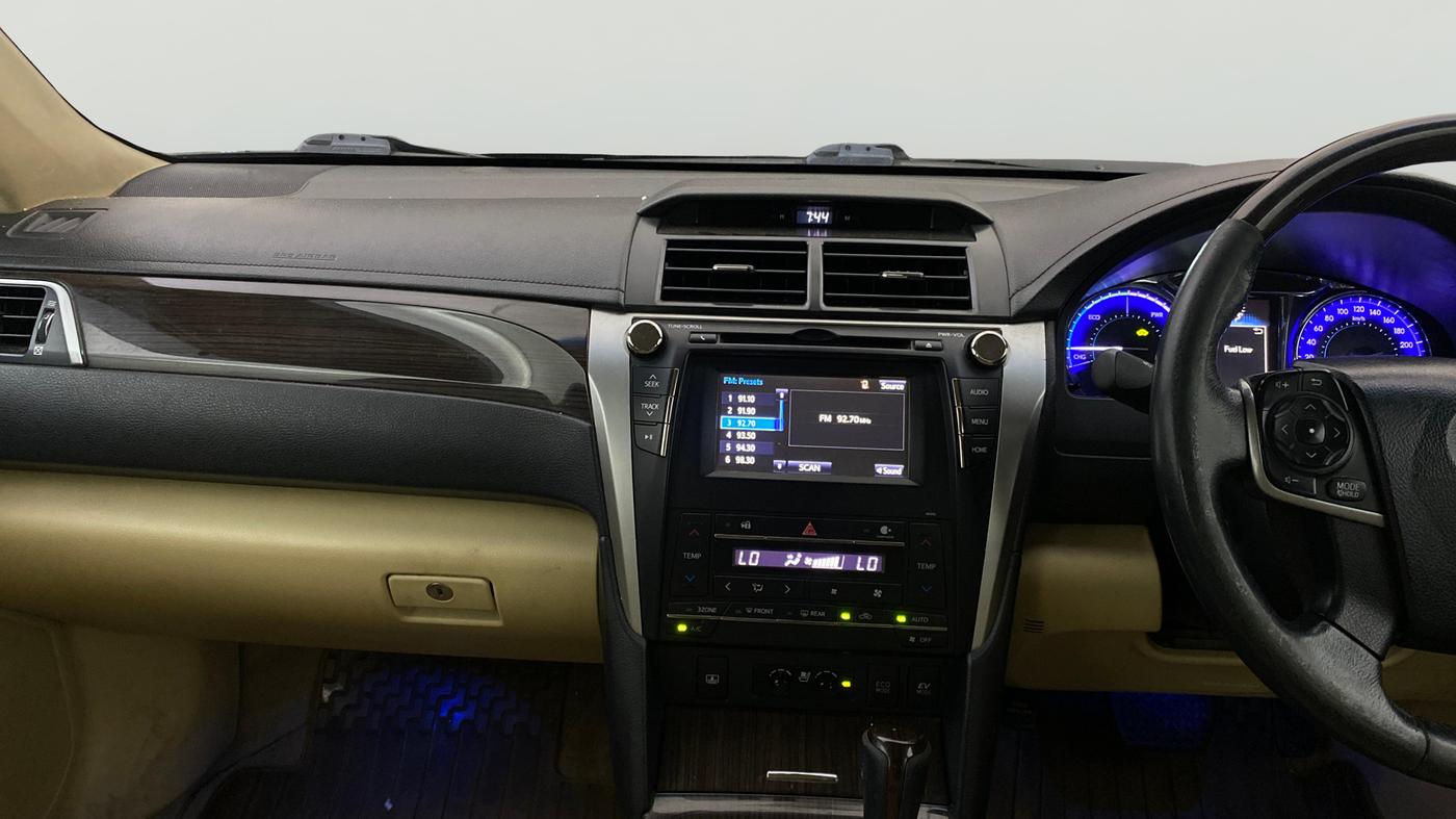 2016 Toyota Camry HYBRID, Hybrid, Automatic, 80,500 km, Air Conditioner