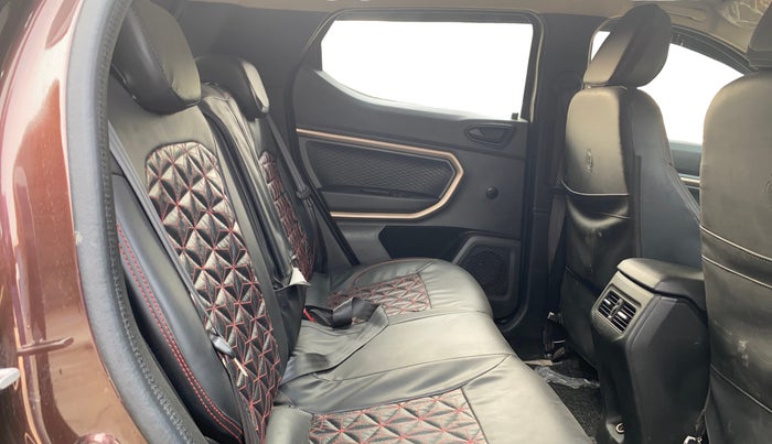 2022 Renault Kiger RXT MT, CNG, Manual, 43,687 km, Right Side Rear Door Cabin