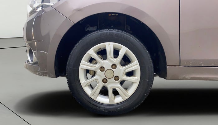 2018 Tata Tiago XZ PETROL, Petrol, Manual, 27,570 km, Left Front Wheel