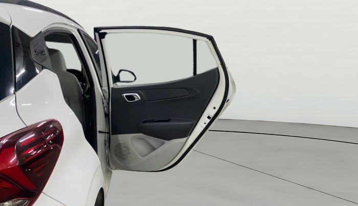 2023 Hyundai GRAND I10 NIOS ASTA 1.2 KAPPA VTVT, Petrol, Manual, 7,978 km, RHS Rear Door