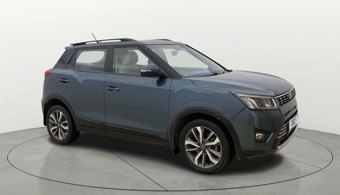 2021 Mahindra XUV300 W8 (O) 1.2 PETROL AMT, Petrol, Automatic, 78,608 km, Right Front Diagonal