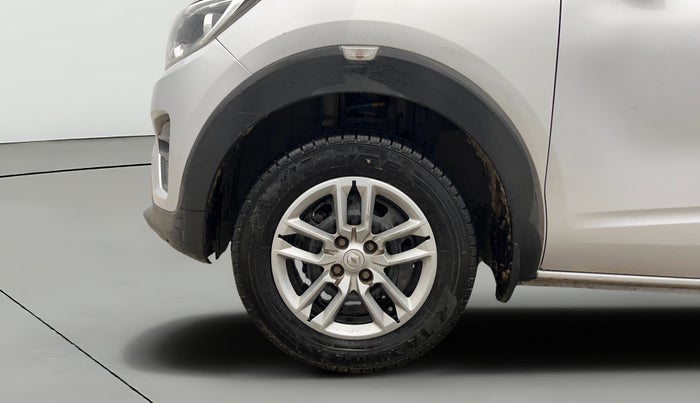 2019 Renault TRIBER RXT, Petrol, Manual, 71,284 km, Left Front Wheel