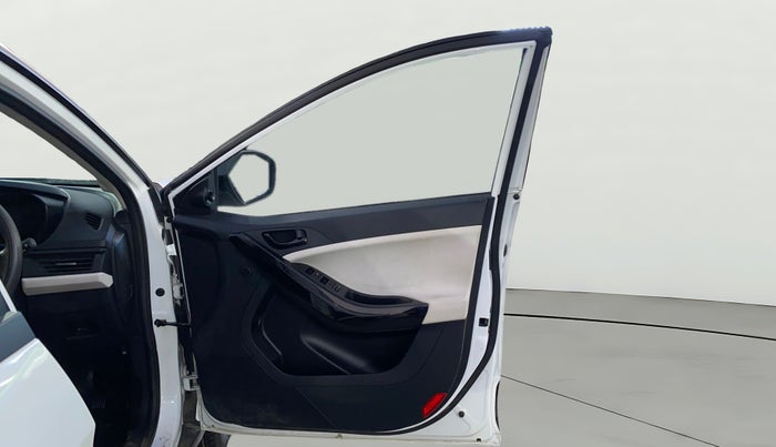 2025 Tata NEXON Pure S 1.2 iCNG, CNG, Manual, 23,295 km, RHS Front Door