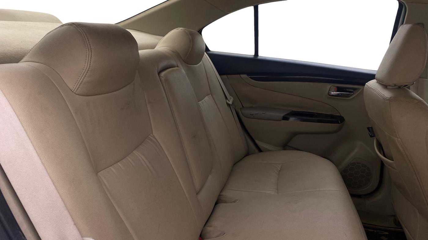 2016 Maruti Ciaz VXI+, Petrol, Manual, 75,442 km, Right Side Rear Door Cabin