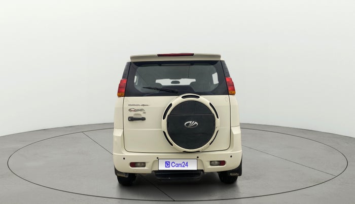 2013 Mahindra Quanto C4, Diesel, Manual, 48,755 km, Back/Rear