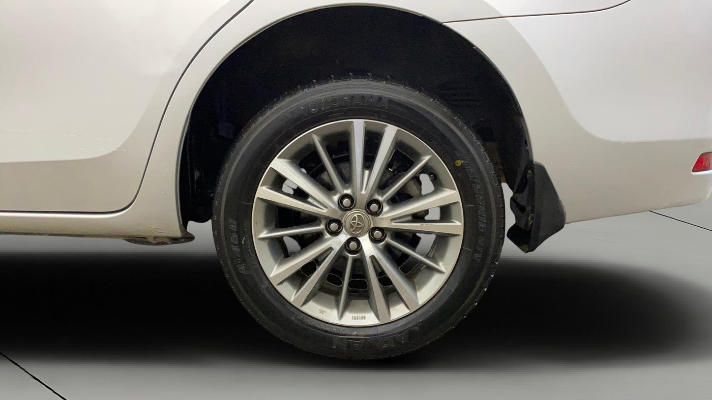 2016 Toyota Corolla Altis GL PETROL, Petrol, Manual, 54,725 km, Left Rear Wheel