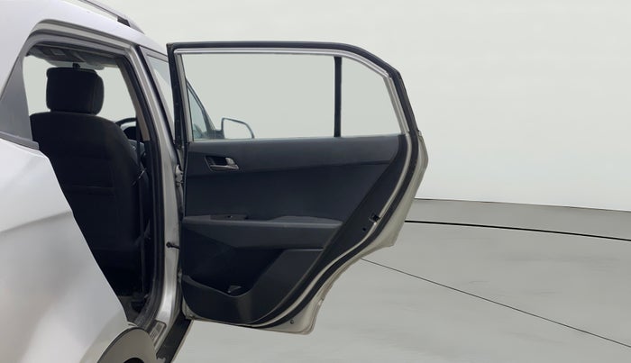 2016 Hyundai Creta SX PLUS AT 1.6 PETROL, Petrol, Automatic, 69,532 km, RHS Rear Door