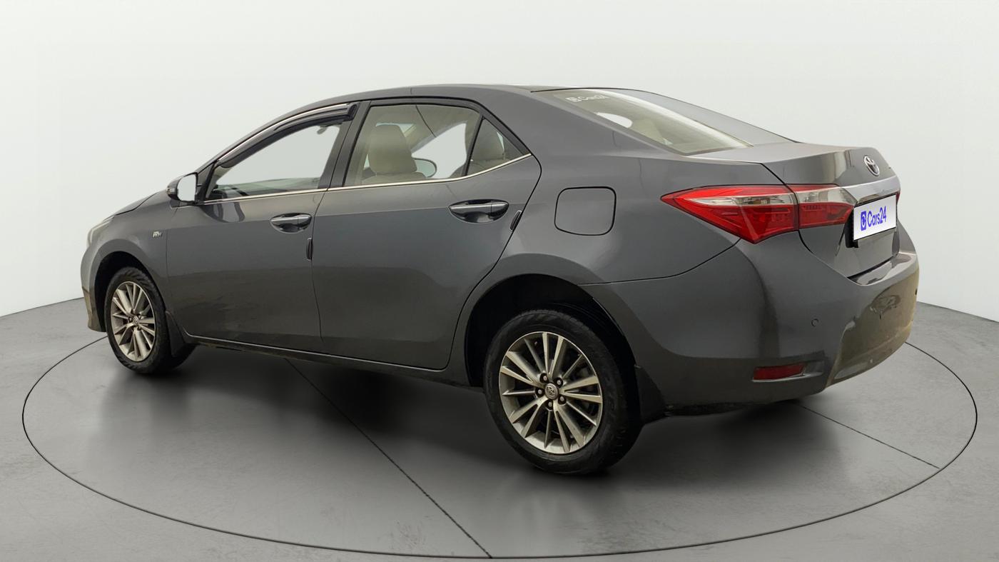 2016 Toyota Corolla Altis VL CVT PETROL, CNG, Automatic, 1,11,426 km, Left Back Diagonal
