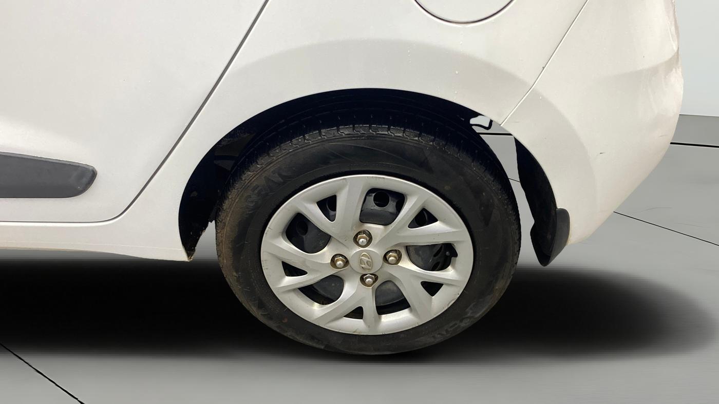 2019 Hyundai Grand i10 MAGNA 1.2 KAPPA VTVT, Petrol, Manual, 28,911 km, Left Rear Wheel