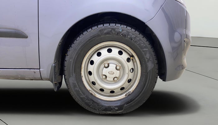 2014 Hyundai i10 MAGNA 1.1, Petrol, Manual, 28,722 km, Right Front Wheel