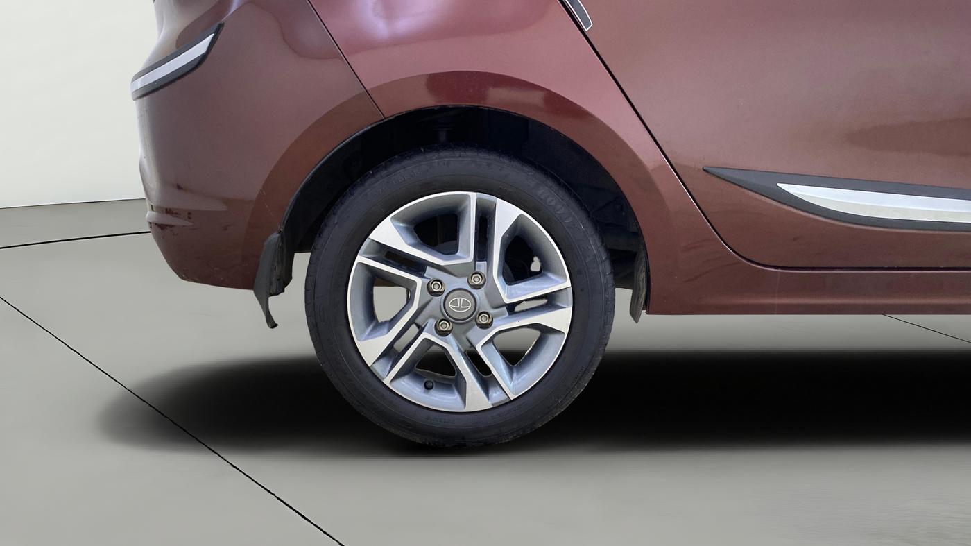 2024 Tata TIGOR XZ PLUS PETROL, CNG, Manual, 14,989 km, Right Rear Wheel