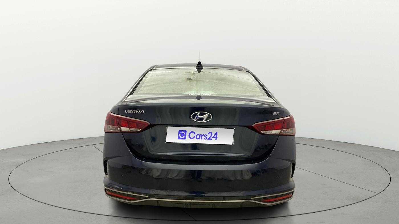 2020 Hyundai Verna SX (O)1.5 MPi, Petrol, Manual, 99,377 km, Back/Rear