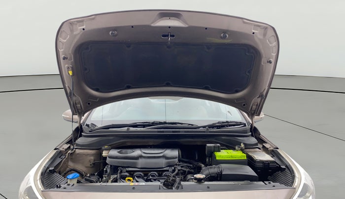2018 Hyundai Verna 1.6 VTVT SX, Petrol, Manual, 74,563 km, Open Bonet