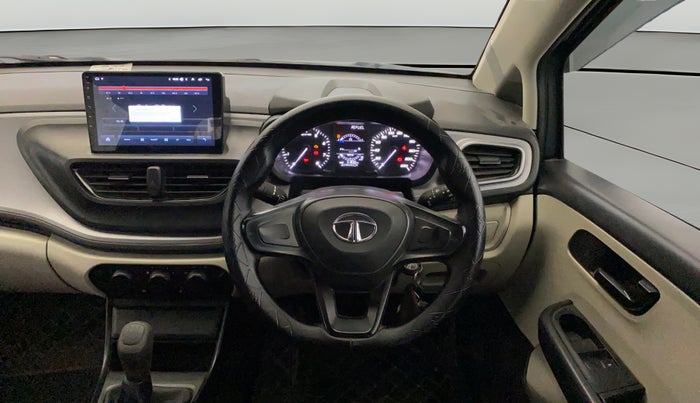 2022 Tata ALTROZ XE PETROL, Petrol, Manual, 51,889 km, Steering Wheel Close Up