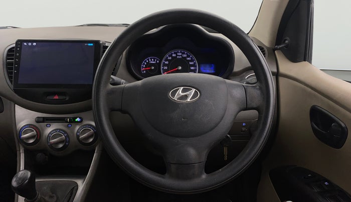 2016 Hyundai i10 MAGNA 1.1, Petrol, Manual, 49,649 km, Steering Wheel Close Up