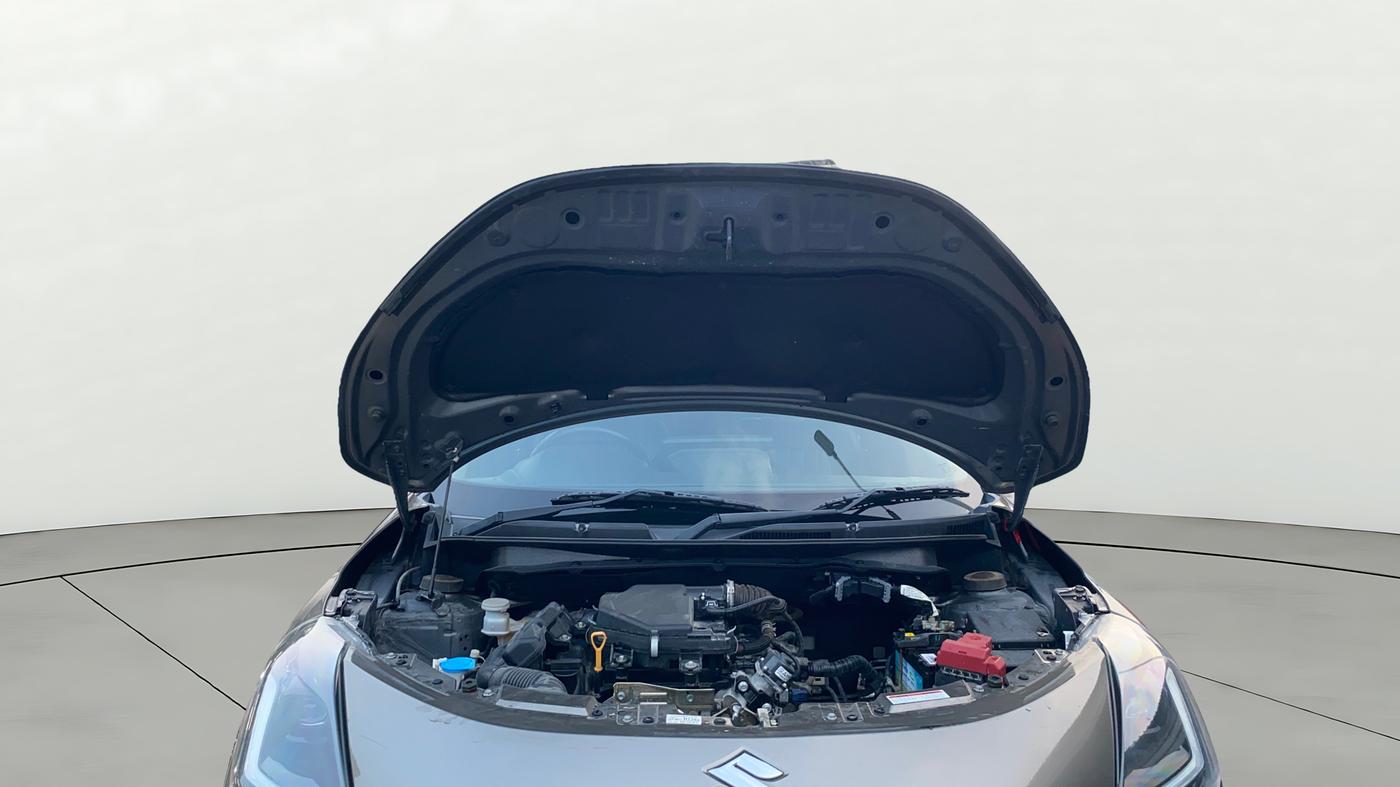 2024 Maruti Swift ZXI PLUS, Petrol, Manual, 31,305 km, Open Bonet