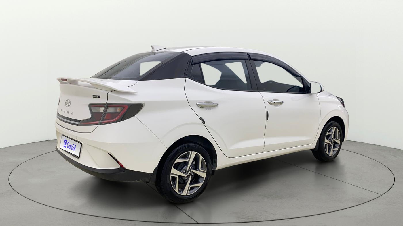 2025 Hyundai AURA SX 1.2 CNG, CNG, Manual, 12,818 km, Right Back Diagonal