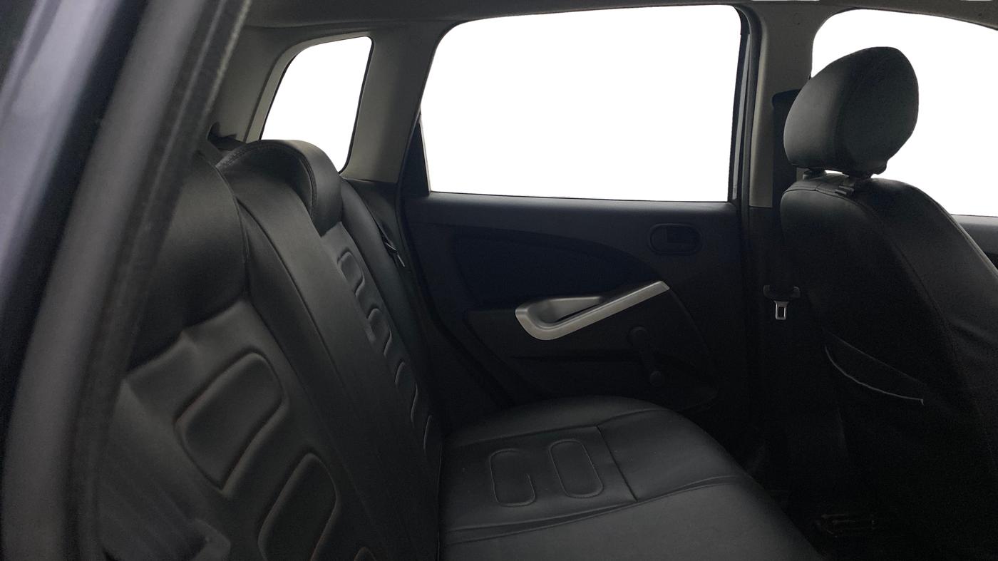2013 Ford Figo ZXI 1.2 PETROL, Petrol, Manual, 90,974 km, Right Side Rear Door Cabin