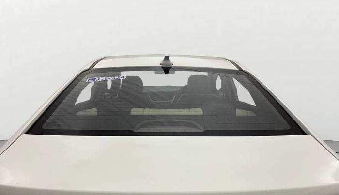 2019 Hyundai Verna 1.6 VTVT SX, Petrol, Manual, 57,949 km, Rear Windshield