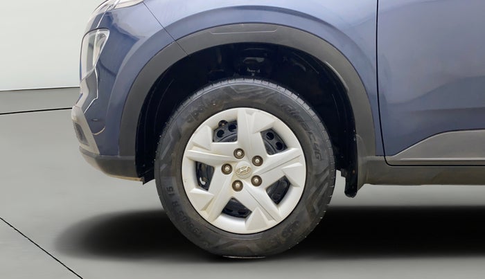 2019 Hyundai VENUE S 1.2, Petrol, Manual, 51,110 km, Left Front Wheel