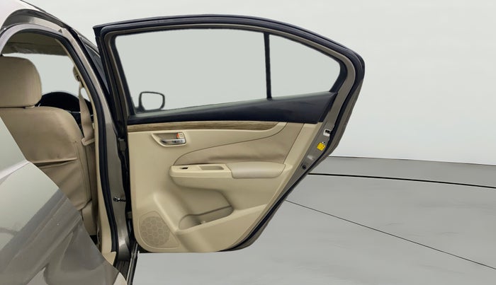 2018 Maruti Ciaz DELTA DIESEL 1.3, Diesel, Manual, 29,814 km, RHS Rear Door